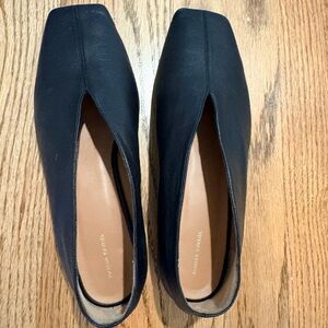 Mansur Gavriel Black Leather Soft V Flat